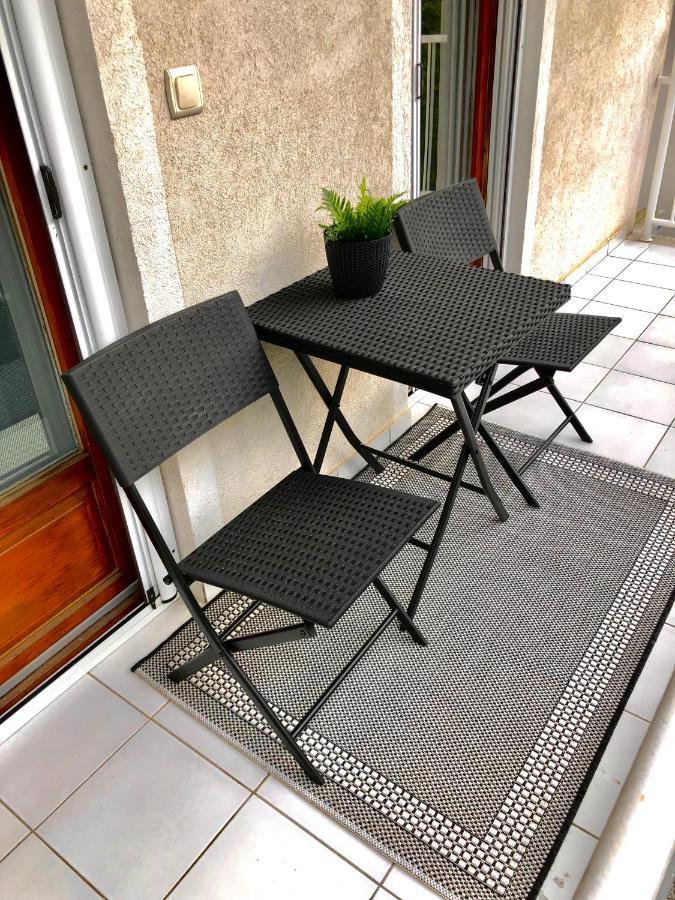 Mirell Apartman Szeged Exterior photo